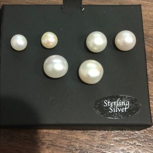 Pearl earrings